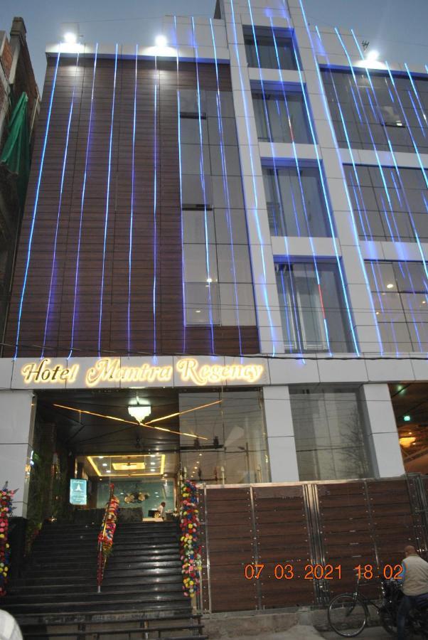 Hotel Mantra Regency Gaya Eksteriør billede